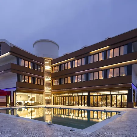 Pelops Bouti̇que 호텔 3*