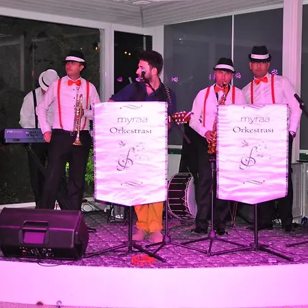 Hotel Pelops Bouti̇que 3*