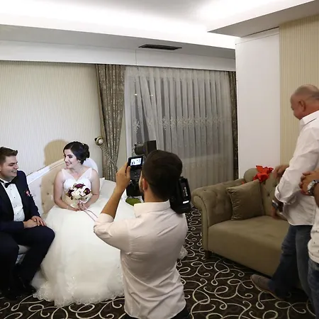 Pelops Bouti̇que Kizilcasar