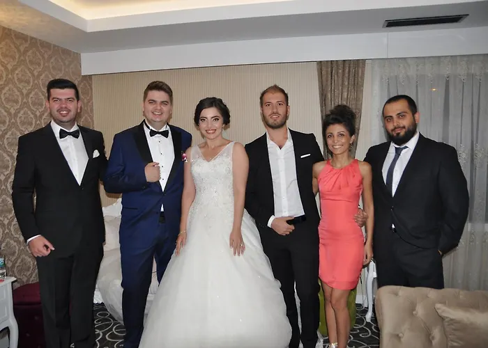 Pelops Bouti̇que 3*