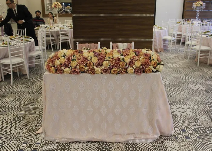 Pelops Bouti̇que Hotel Kizilcasar