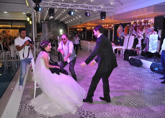 Pelops Bouti̇que 3*