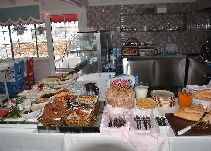 Pelops Bouti̇que 3*